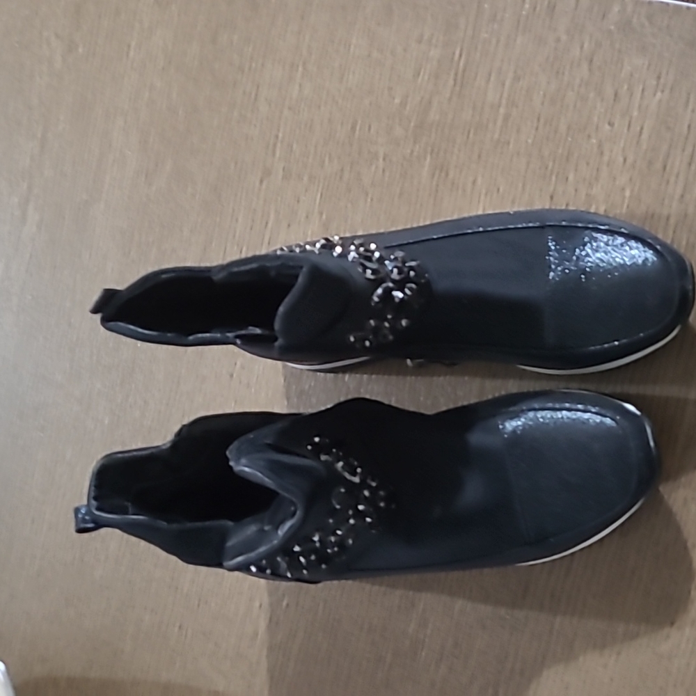 Atalina Black Slip on Ankle Boots Floral - Picture 1 of 11